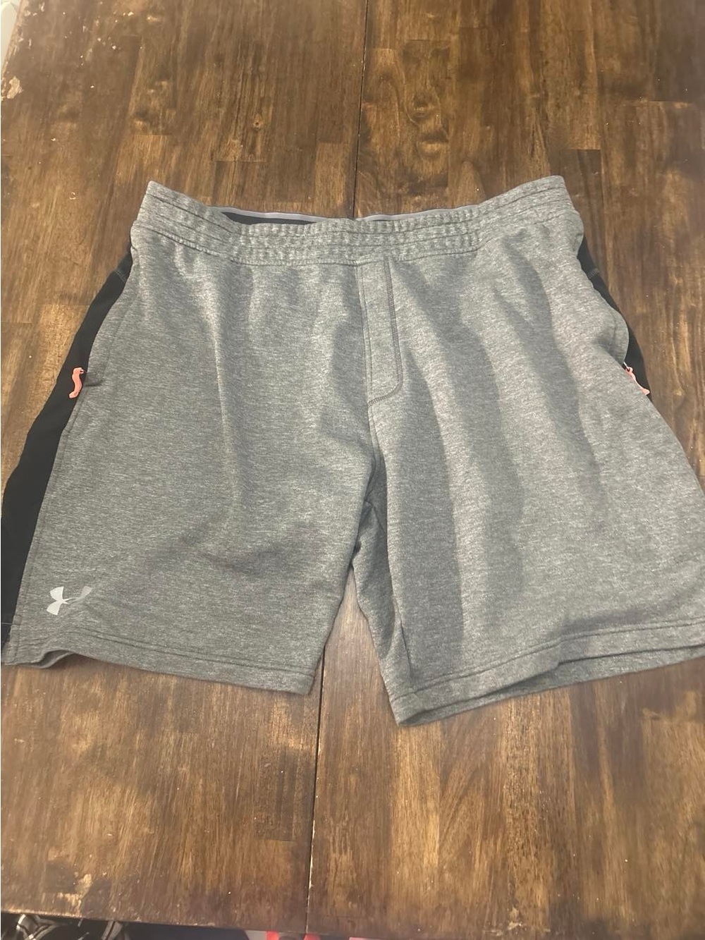 Under Armour Men’s Gray Athletic Shorts with Black Side Panels